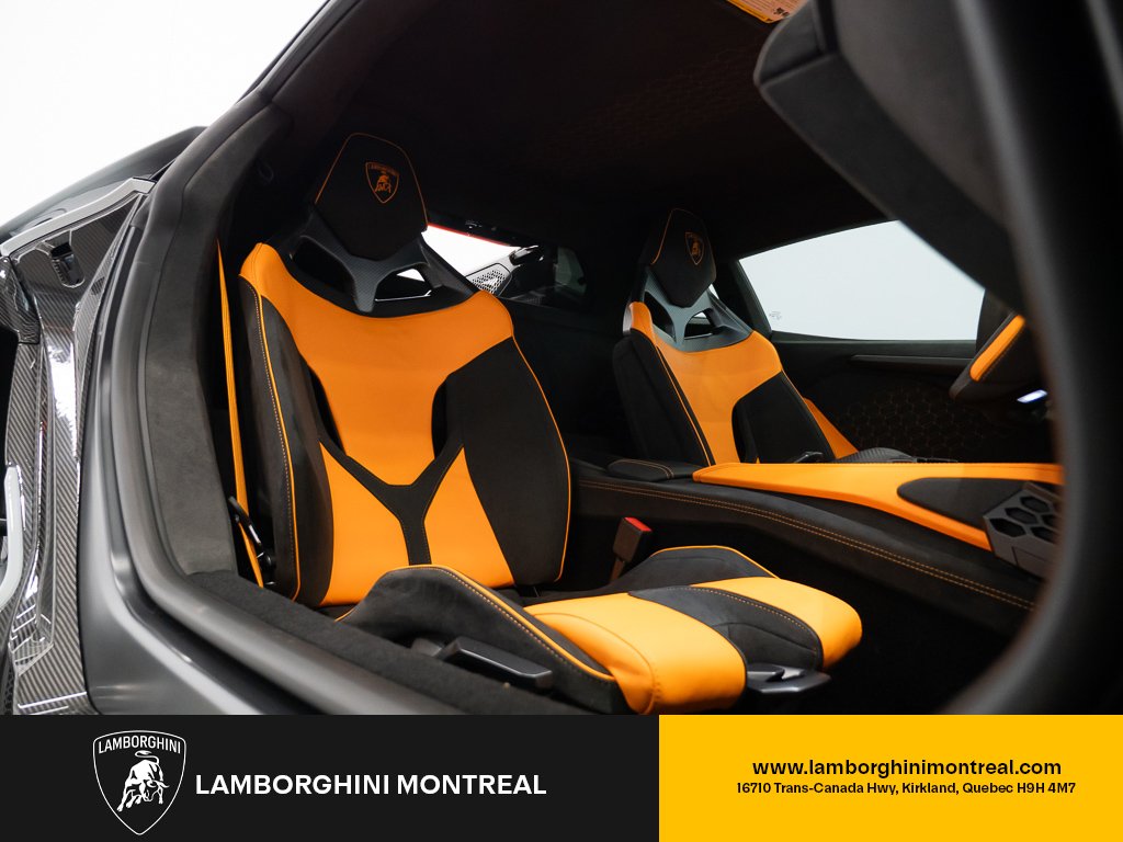 2024 Lamborghini Revuelto PRE-OWNED Kirkland - photo #26