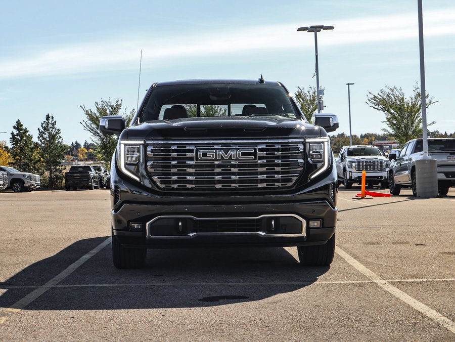 2025 GMC Sierra 1500 Denali Ultimate 3.0L | Sunroof Black
