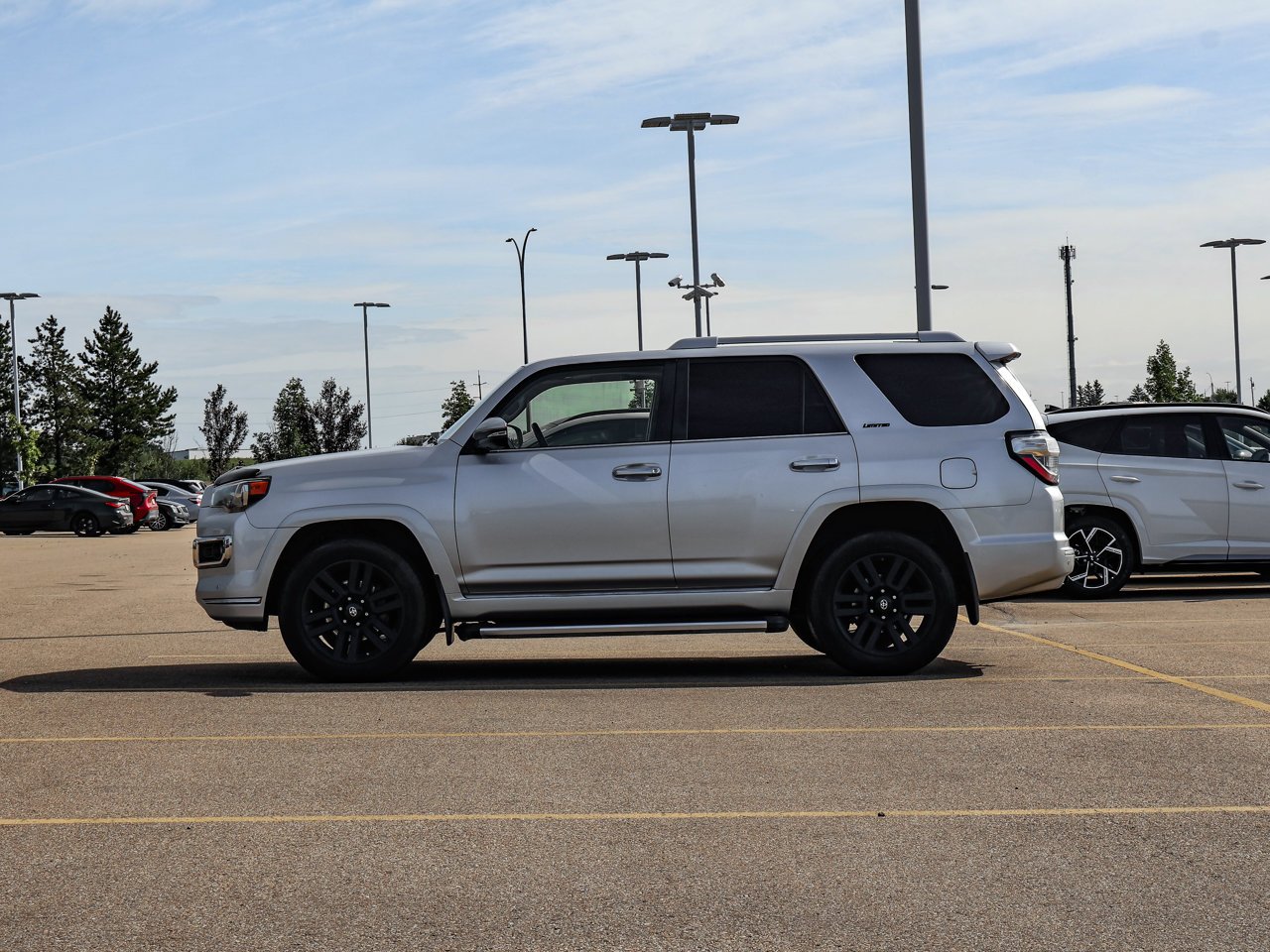 2014 Toyota 4Runner 4WD 4dr V6 SR5 Grey Sherwood Park - photo #4