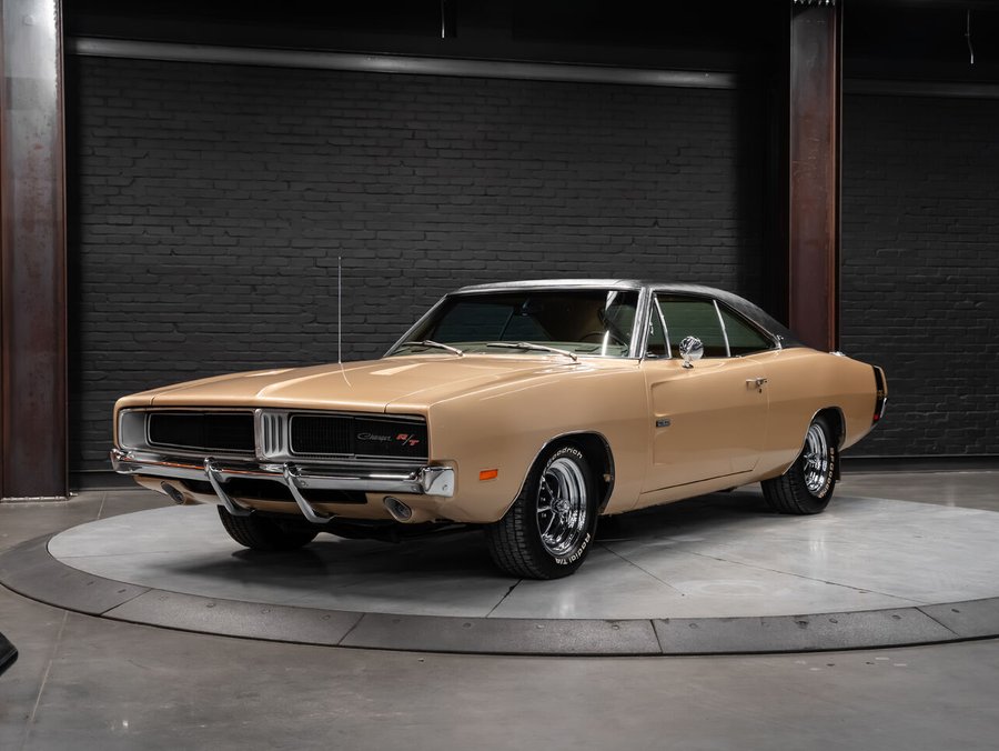 1969 Dodge Charger SE | 426 Hemi V8 | 3 Speed Automatic | Power Brakes | Cragar Wheels