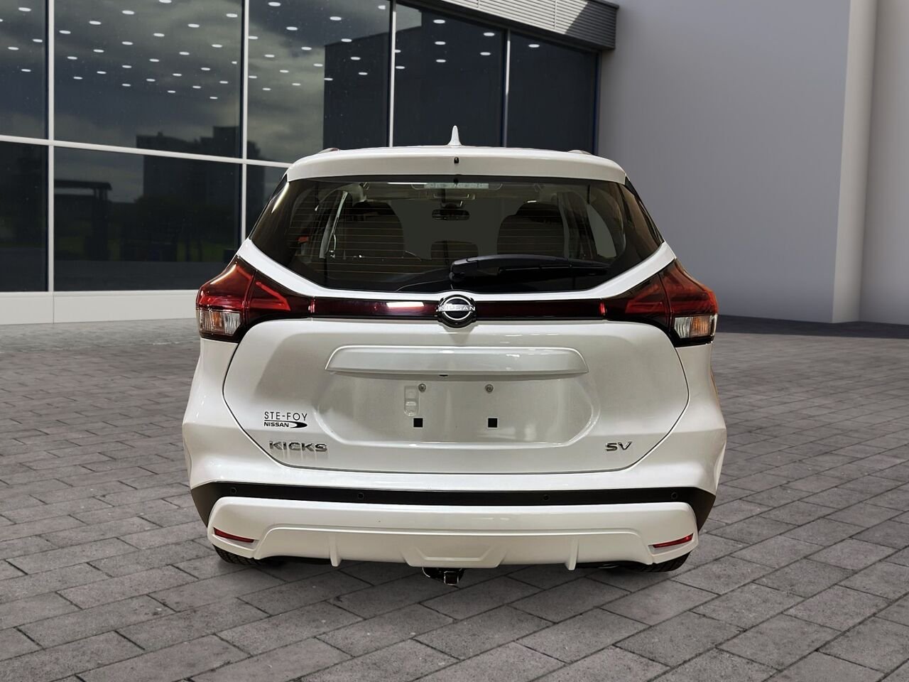 2024 Nissan Kicks SV TA White Québec - photo #2
