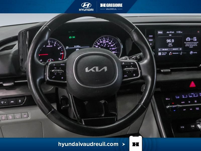 2022 Kia Carnival White Saint-Eustache - photo #23