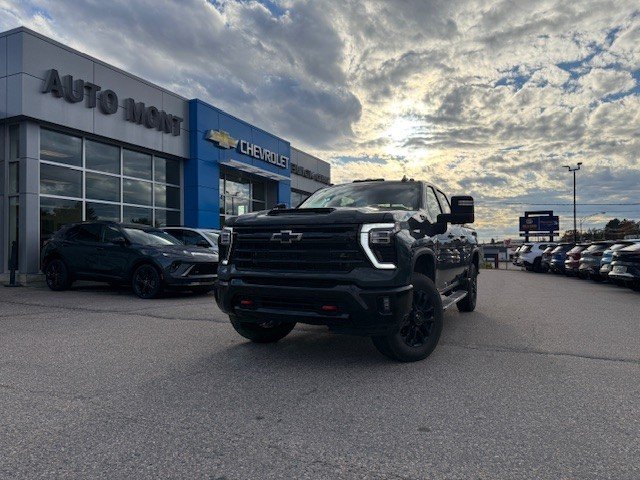 CHEVROLET Silverado 2500 HD Crew Cab 2025 Vert Mont-Laurier - photo #0