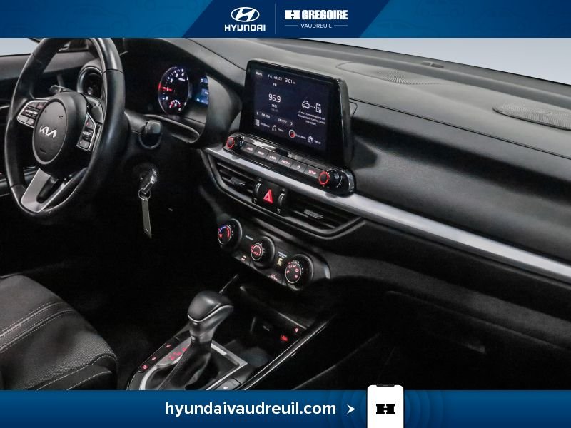 2023 Kia Forte Black Saint-Eustache - photo #28