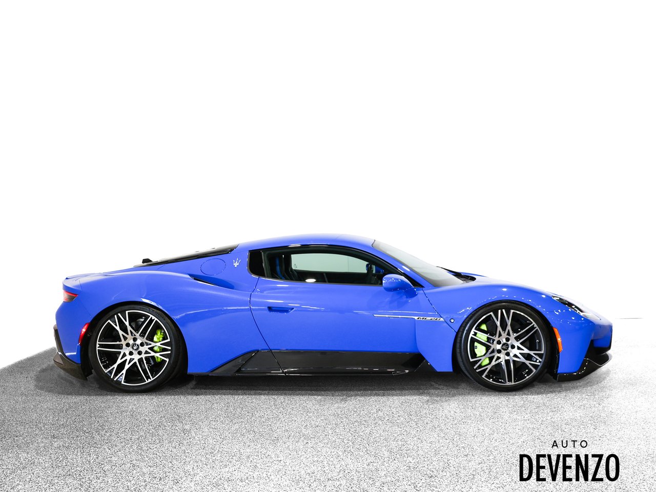 2023 Maserati MC20 Blue Saint-Eustache - photo #2