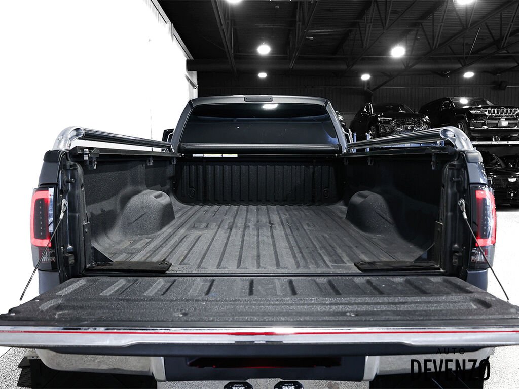 2016 Ford F-650 Grey Saint-Eustache - photo #27