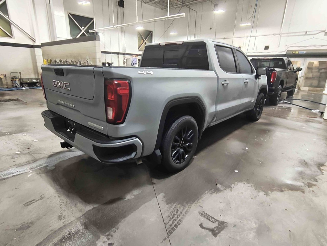 2024 GMC Sierra 1500 4WD Crew Cab 147 Elevation Grey Sherwood Park - photo #5