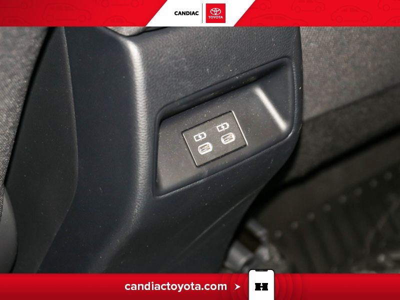 Toyota Corolla TR02484 | Hybrid LE AWD - MAGS - CLIM AUTOM - SIÈGES CHAUFFA 2024 Noir Laval - photo #34