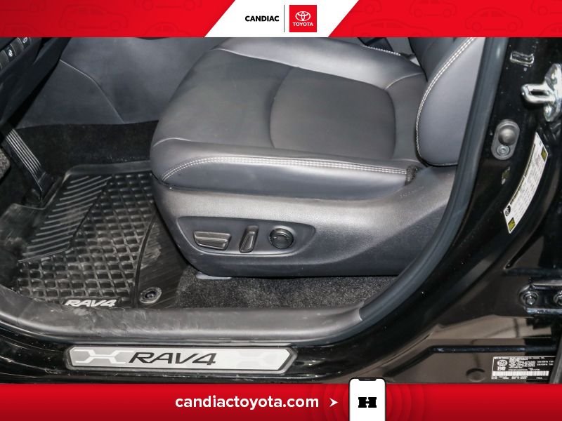 2025 Toyota Rav 4 Black Laval - photo #16