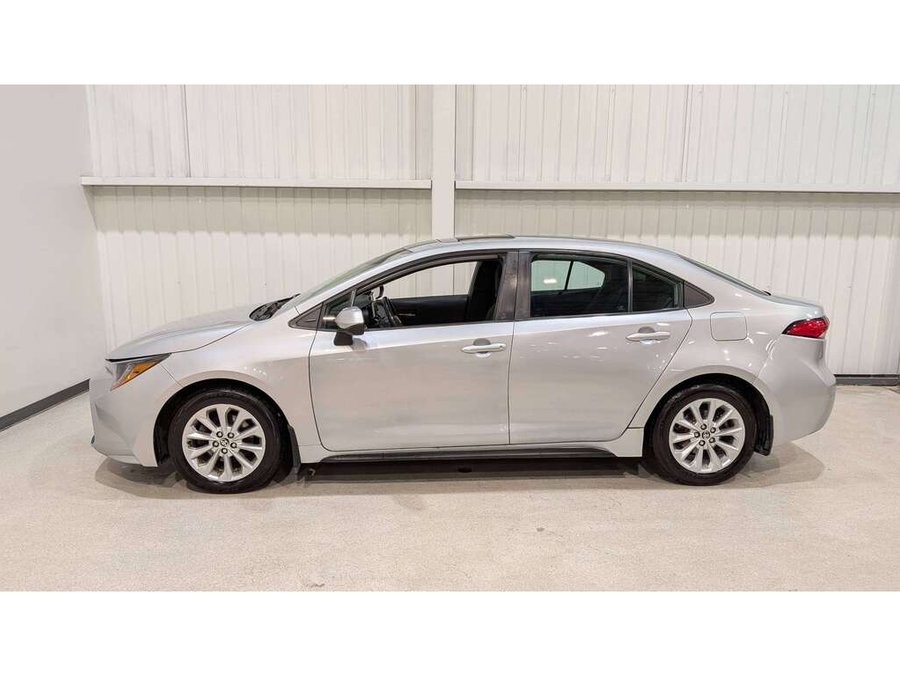 Toyota Corolla LE CVT 2021 Argent
