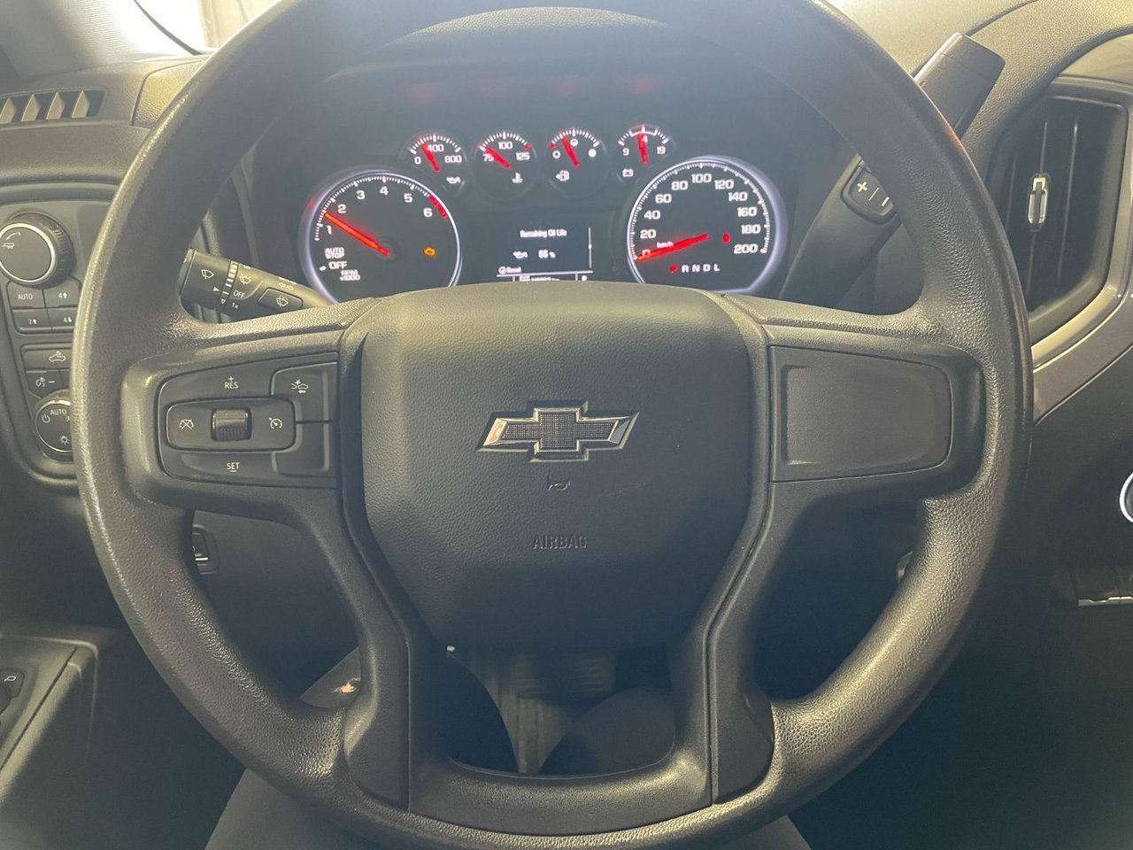 2022 Chevrolet Silverado 1500 CUSTOM TRAIL BOSS CREW 4X4 *BEDLINER* CARPLAY WIFI White Saint-Jérôme - photo #13
