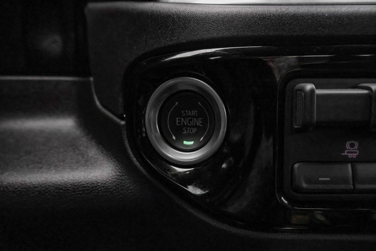 2026 GMC Sierra 1500 4WD Crew Cab 147 Elevation Black Sherwood Park - photo #23