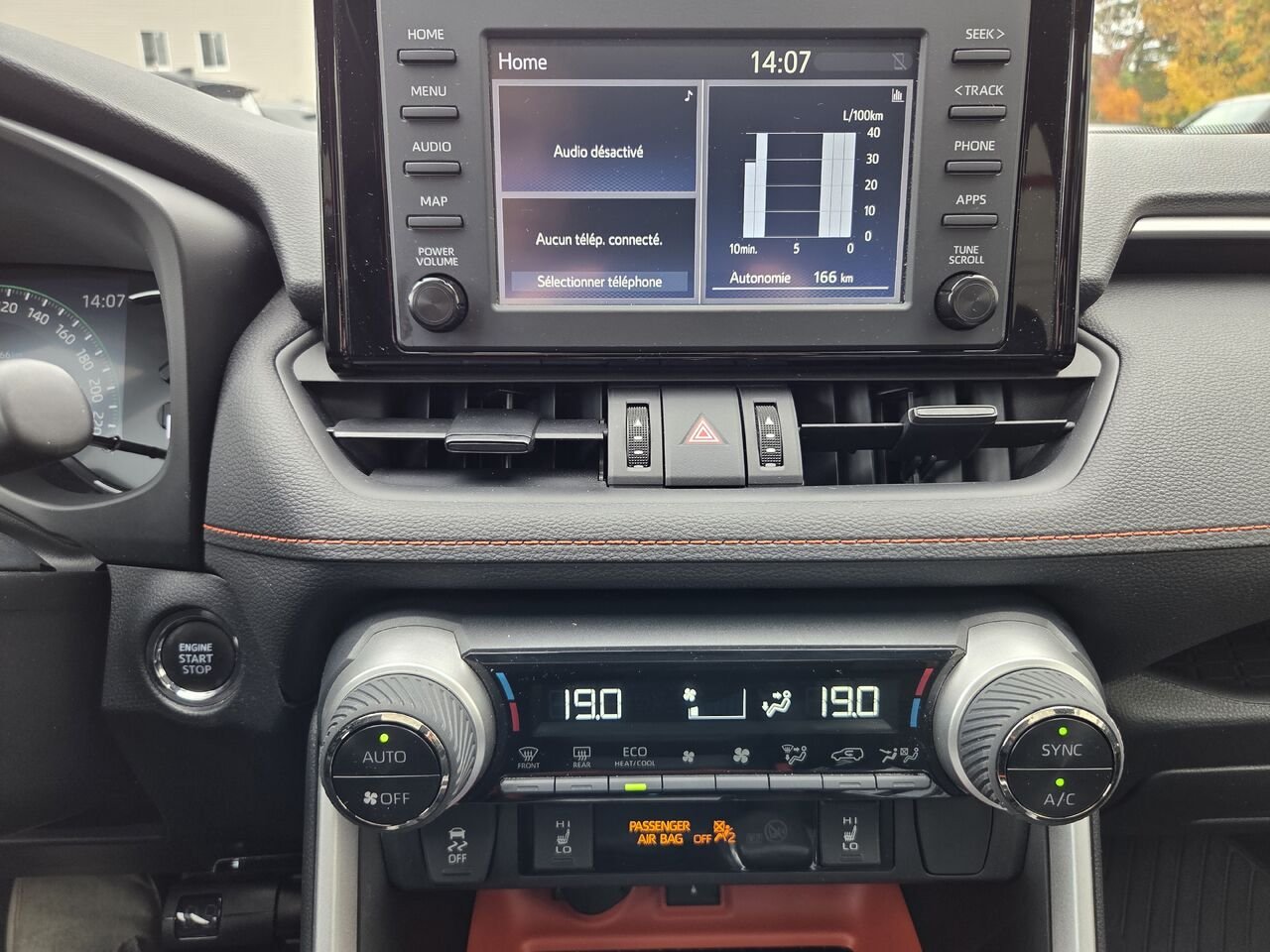 2022 Toyota RAV4 TRAIL White Mont-Laurier - photo #19