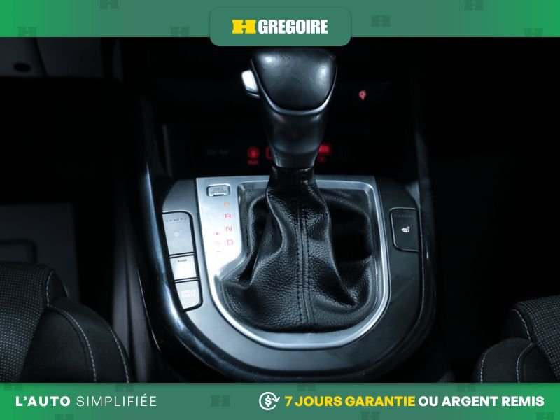 2019 Kia Forte Grey Laval - photo #20
