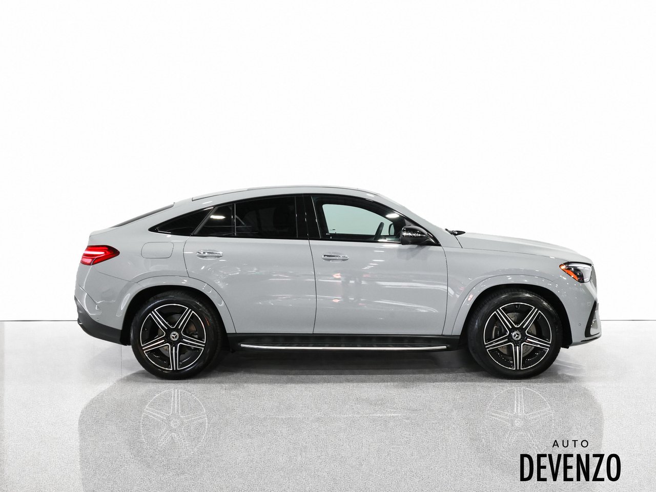 Mercedes-Benz GLE 2026 Gris Saint-Eustache - photo #1