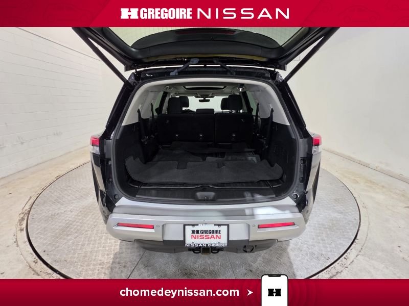 2024 Nissan Pathfinder Black Saint-Eustache - photo #31