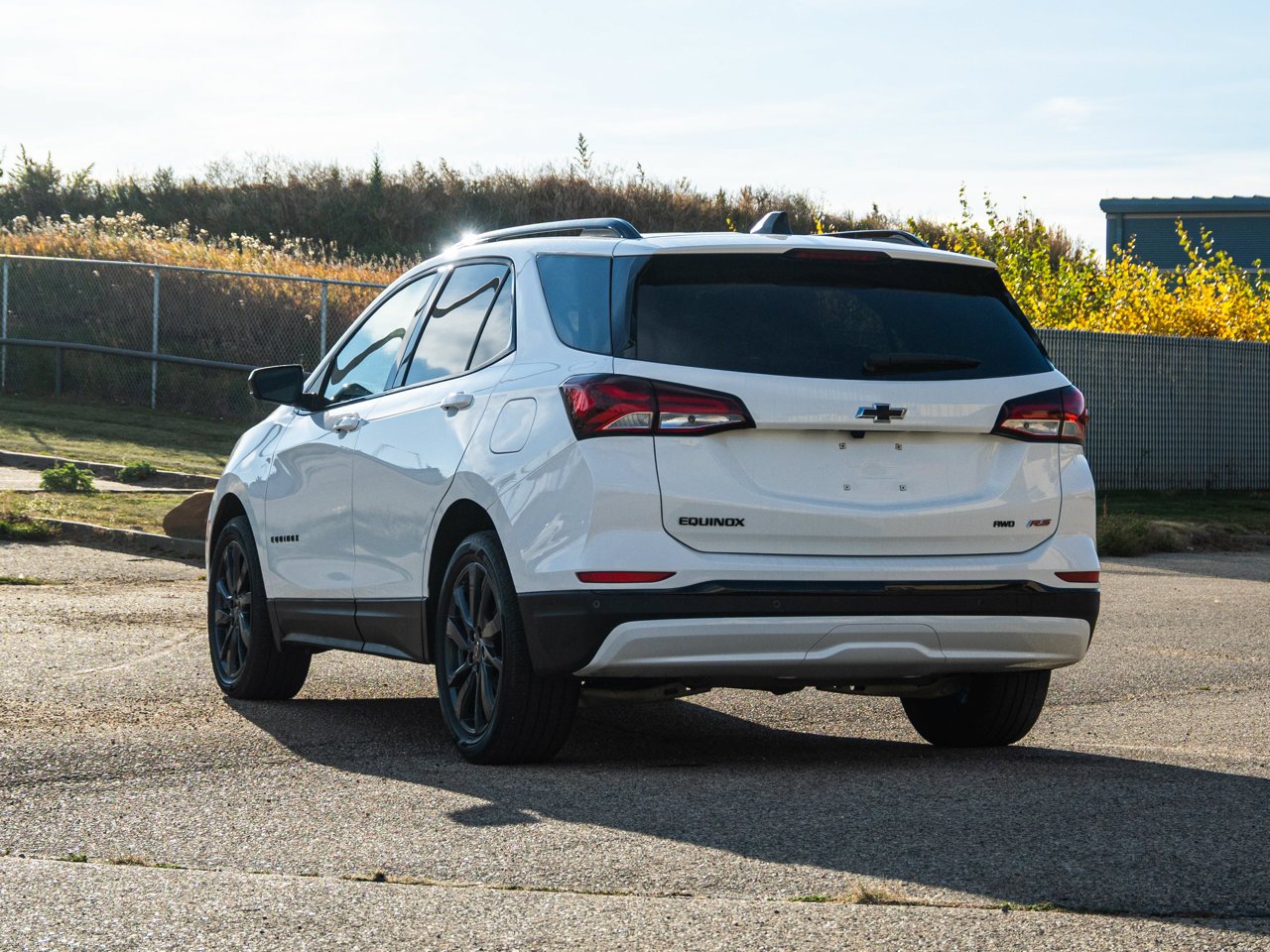 2024 Chevrolet Equinox AWD 4dr RS White Sherwood Park - photo #11