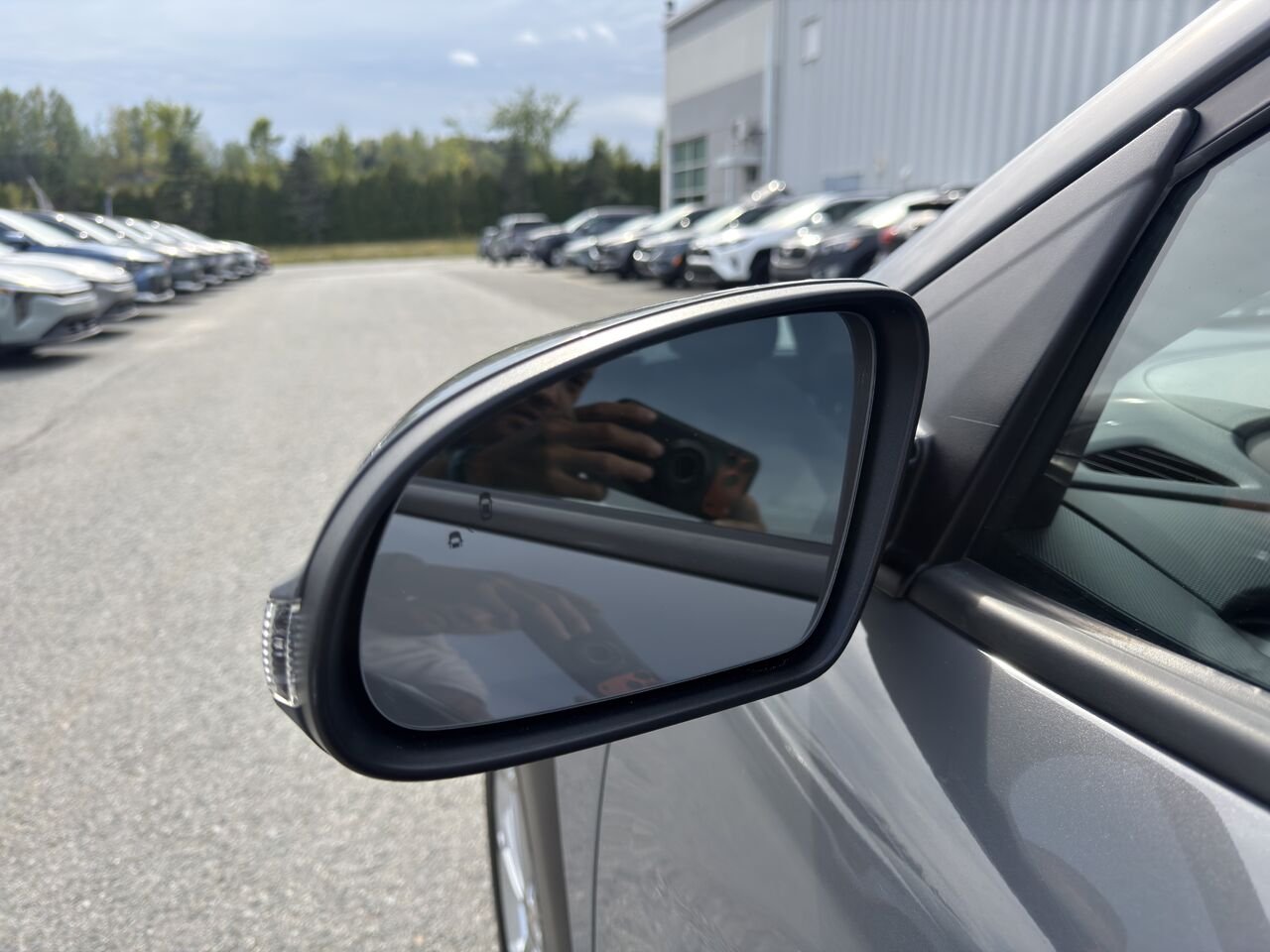 2022 Hyundai Kona Grey Thetford Mines - photo #10