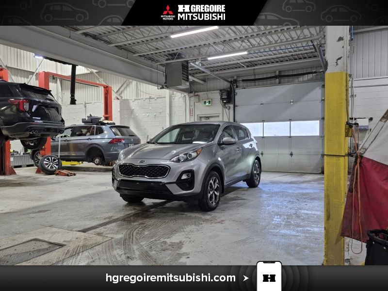 2020 Kia Sportage Grey Blainville - photo #2