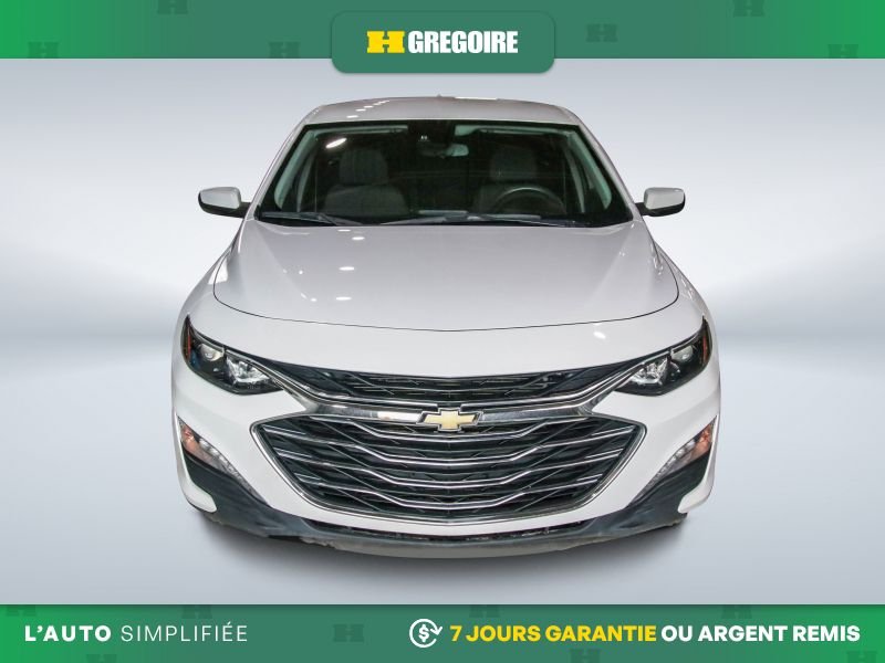 Chevrolet Malibu 2023 Blanc Blainville - photo #1