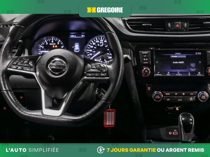 2020 Nissan Rogue White Laval - photo #16