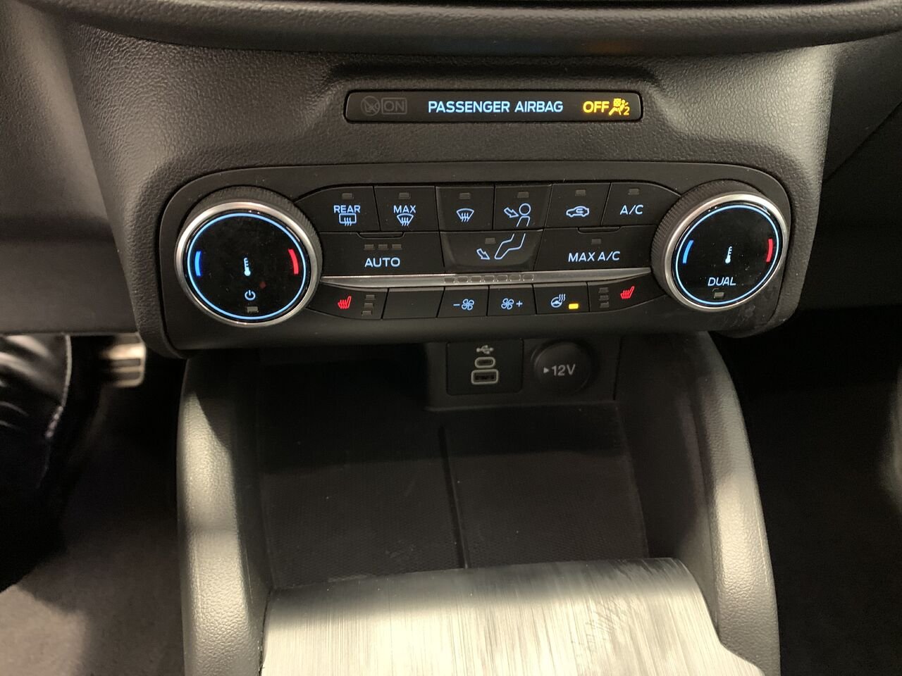 2024 Ford Escape ST-LINE AWD ST-Line Select TI White Châteauguay - photo #33
