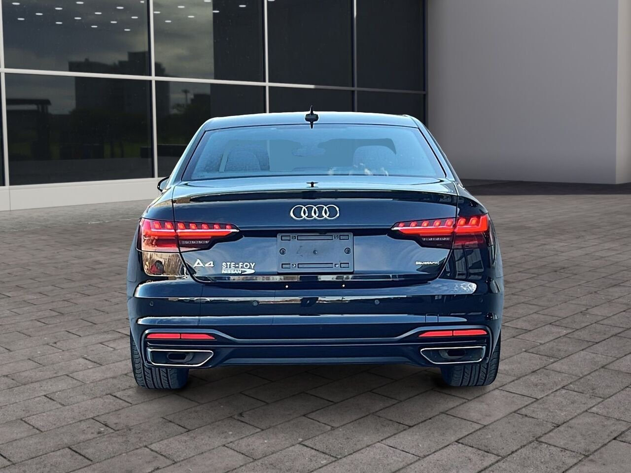 2024 Audi berline A4 Black Québec - photo #4