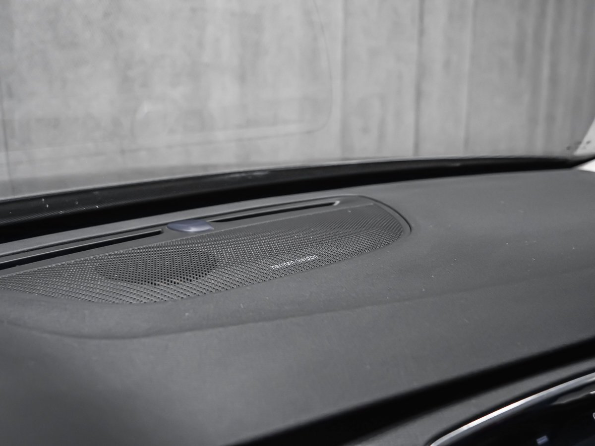 2021 Volvo XC90 T6 MOMENTUM CLIMAT HARMAN KARDON Black Montreal - photo #11