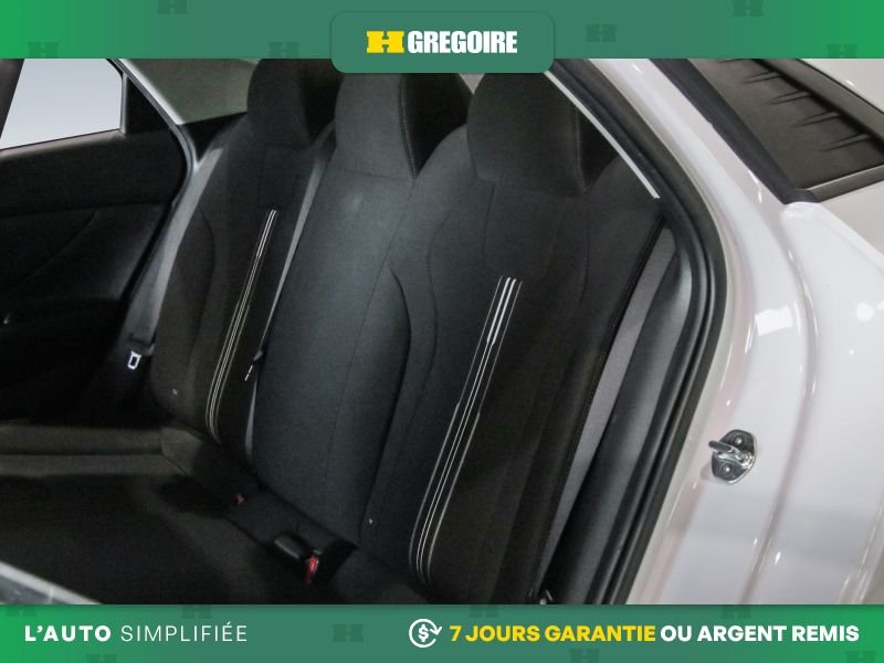 Hyundai Elantra 729206 | Preferred AUTO A/C GR ELECT MAGS CAM RECUL BLUETOO 2021 Blanc Laval - photo #20