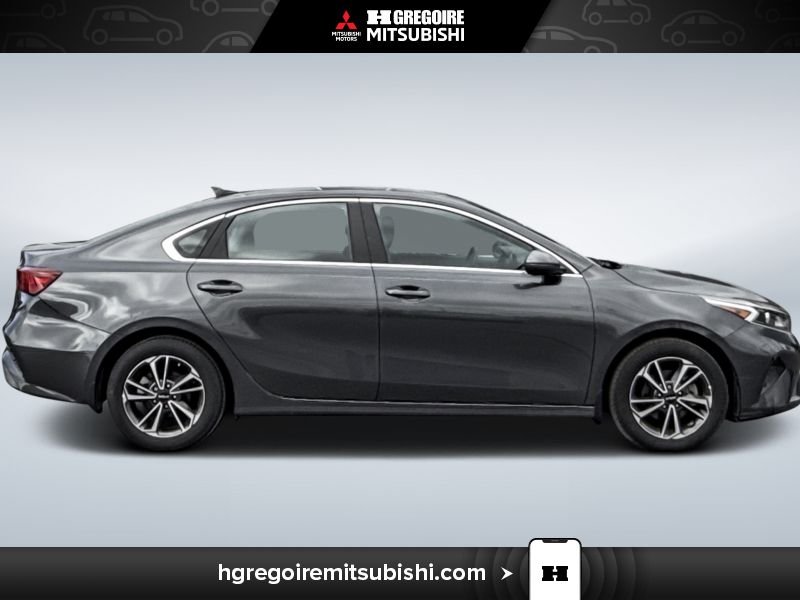 2024 Kia Forte Grey Laval - photo #10