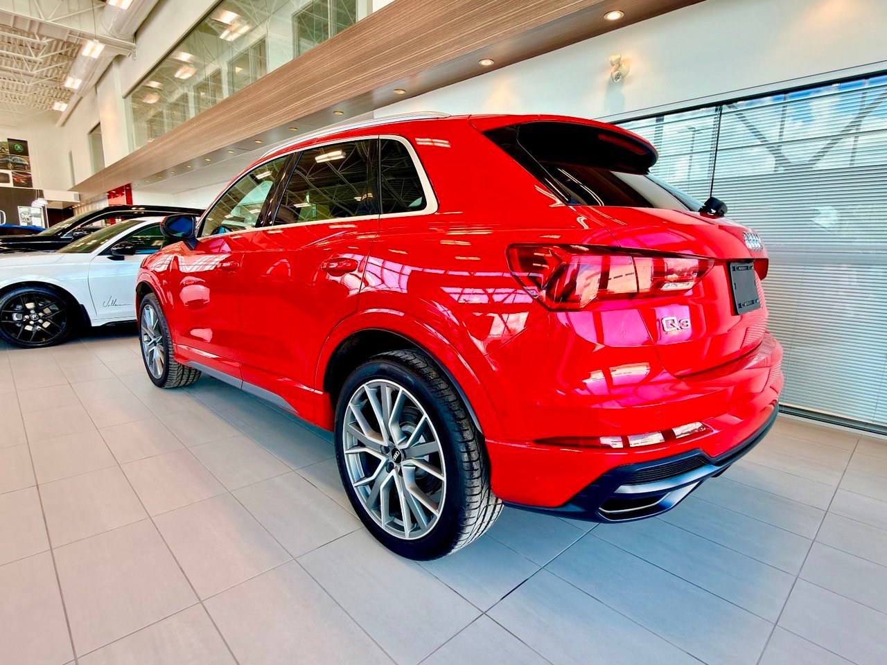 Audi Q3 2019 Rouge Notre-Dame-des-Prairies - photo #9