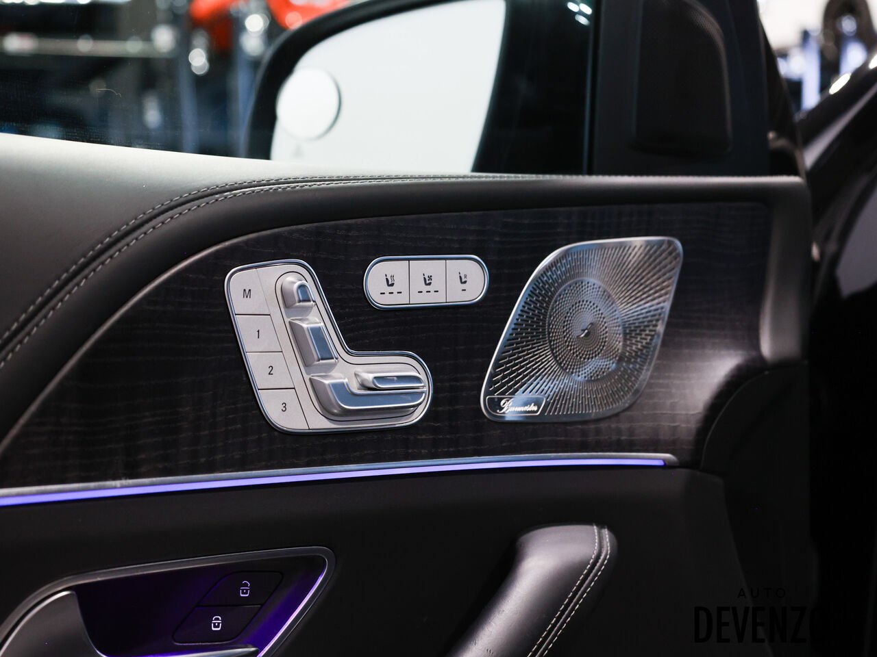 2022 Mercedes-Benz GLS Black Saint-Eustache - photo #12