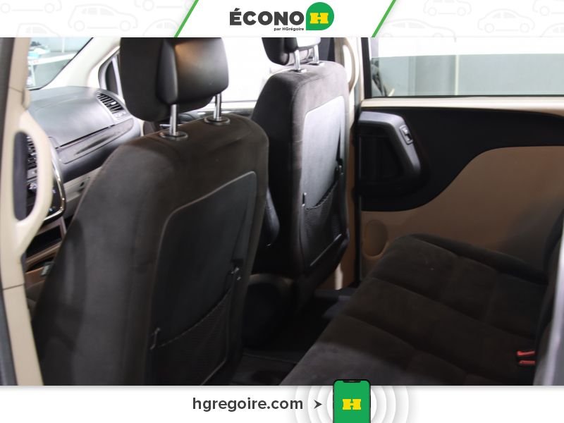 2016 Dodge GR Caravan White Laval - photo #16