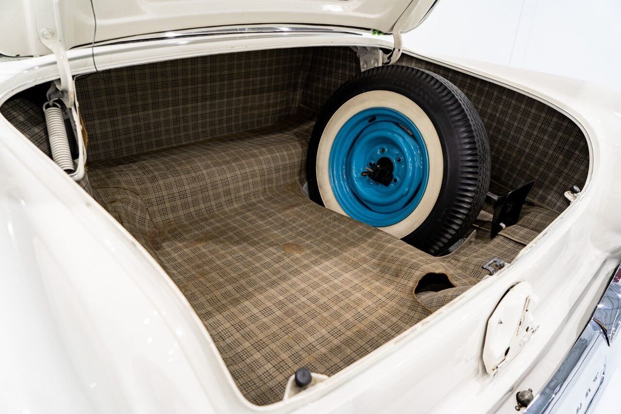 Mercury Monterey **PRIX EN USD** Beautifully presented from former restoration 1956 Blanc Montréal - photo #22