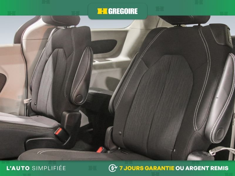 2023 Chrysler Grand Caravan White Saint-Eustache - photo #26