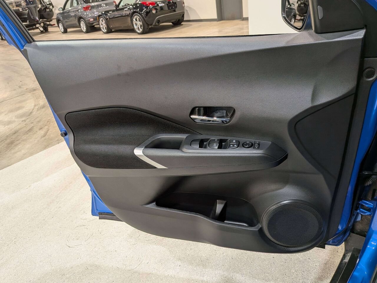 Nissan Kicks 2024 Bleu Val-David - photo #31