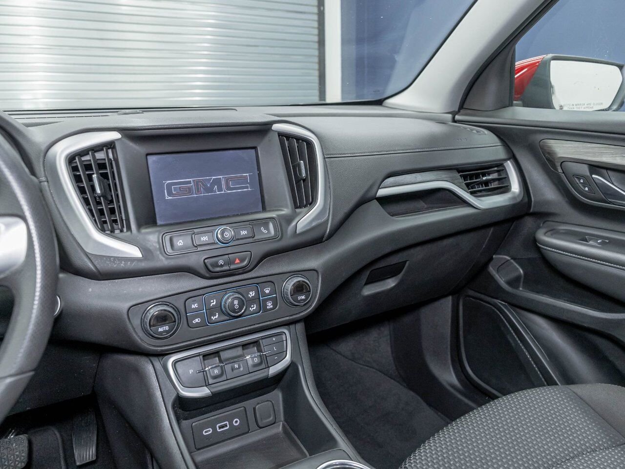 GMC Terrain SLE AWD *SIEGES CHAUF* CARPLAY *GR. SECURITE* USB 2024 Rouge Saint-Jérôme - photo #19