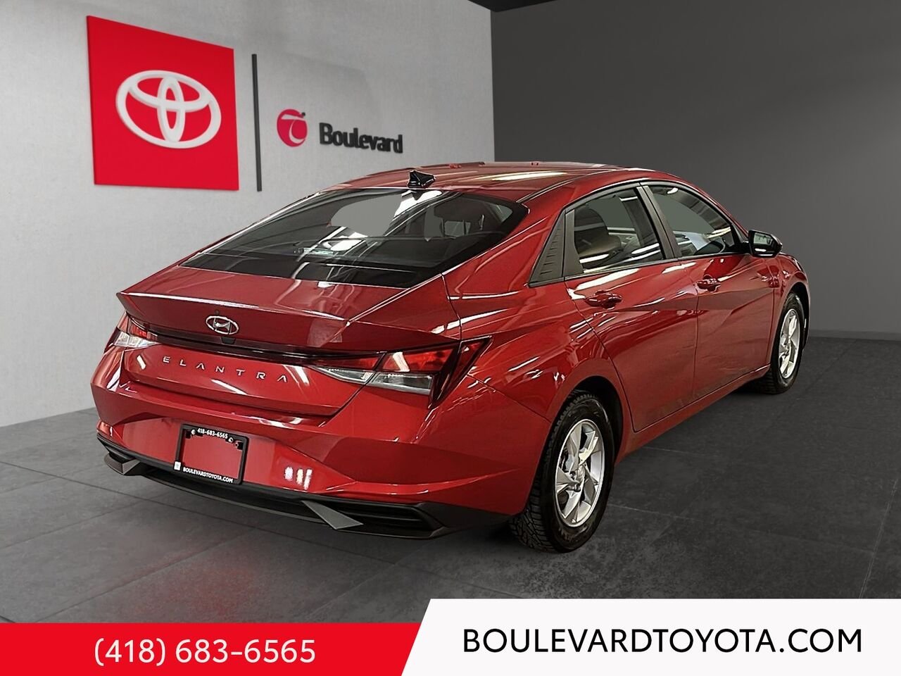 Hyundai Elantra 100374A-18 | ESSENTIAL BM, MANUELLE 2022 Rouge Québec - photo #3