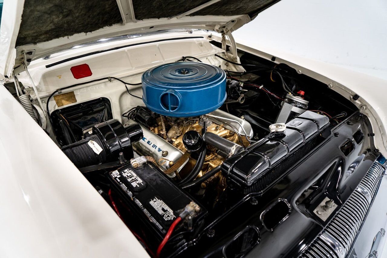 Mercury Monterey **PRIX EN USD** Beautifully presented from former restoration 1956 Blanc Montréal - photo #15