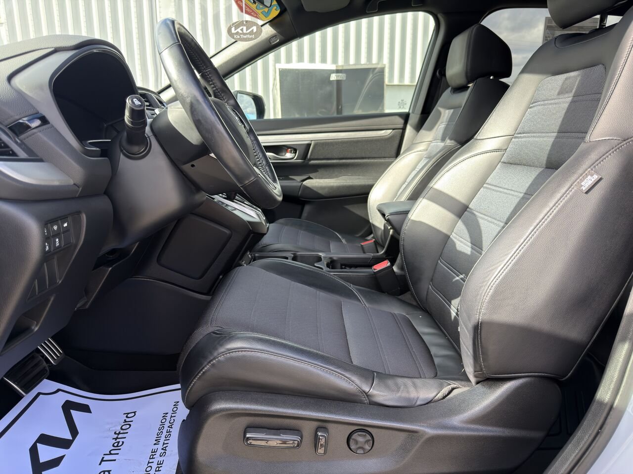 2021 Honda CR-V Grey Thetford Mines - photo #11