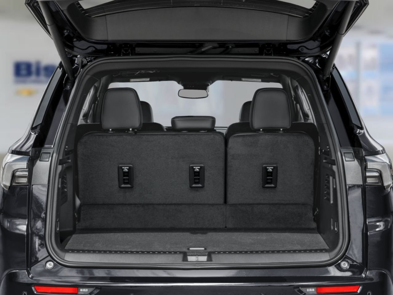 Buick Enclave Avenir 4 portes TI 2027 Ébène crépuscule métallisé Thetford Mines - photo #4