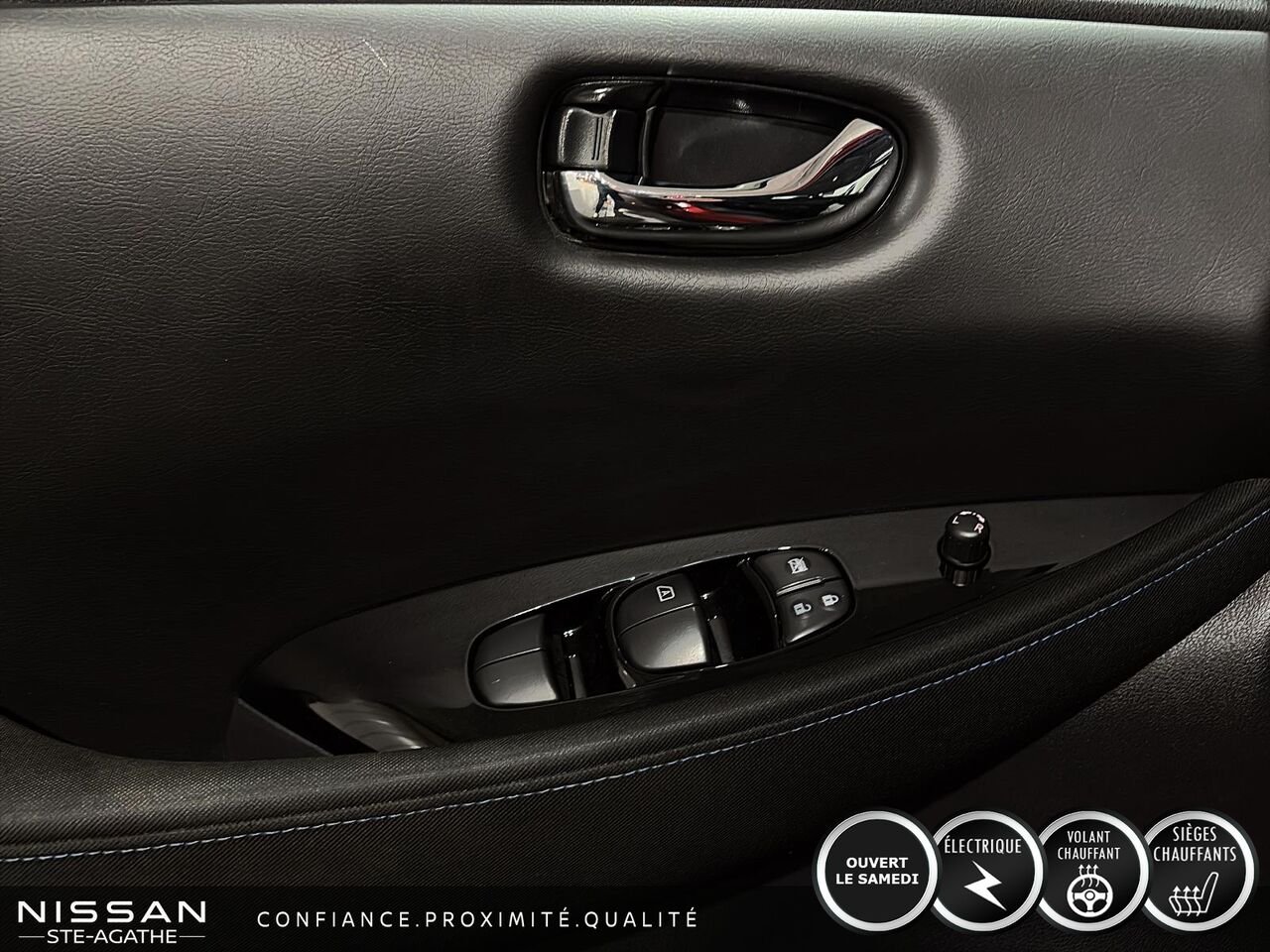 2019 Nissan LEAF Red Saint-Jérôme - photo #13