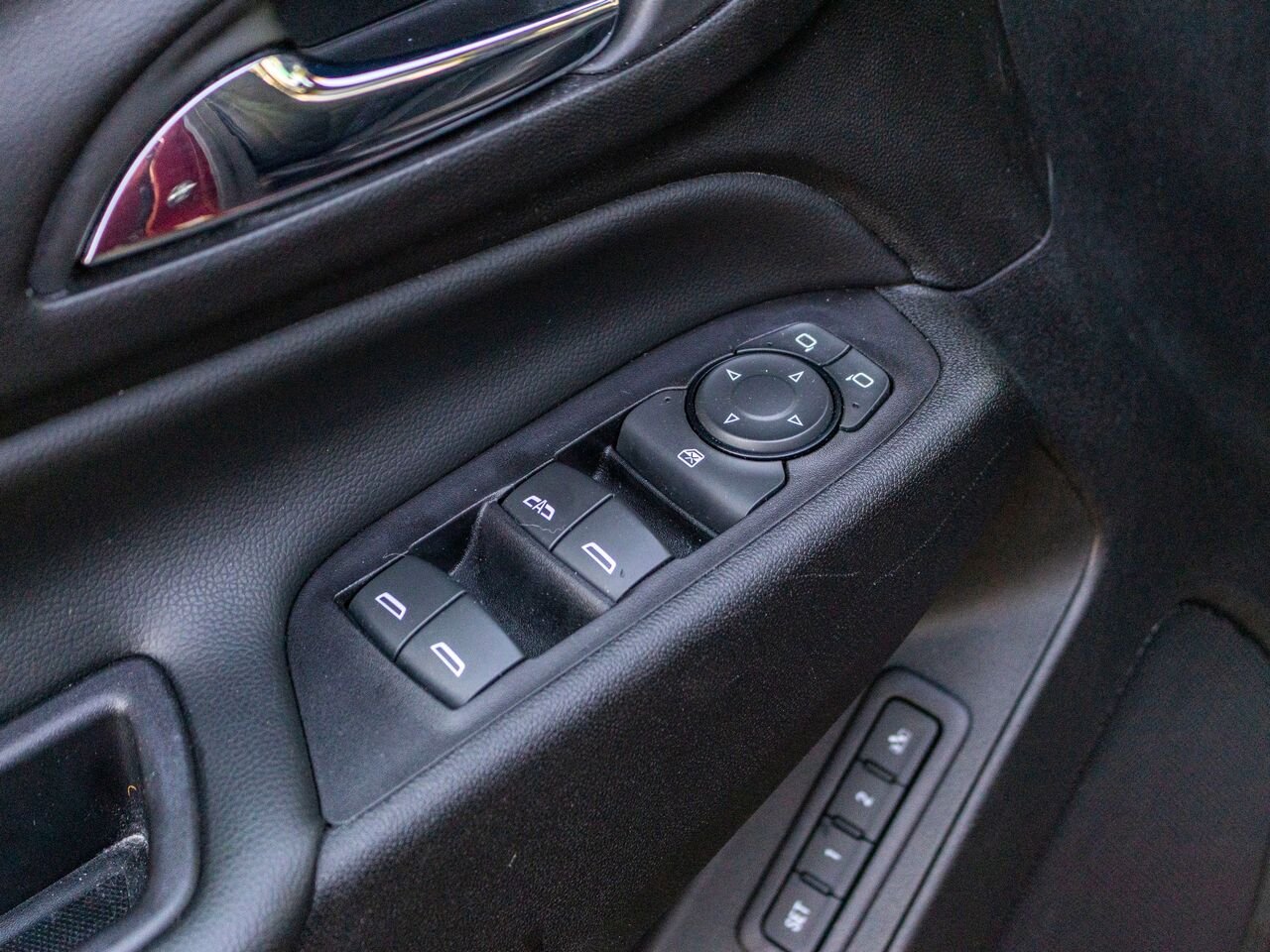 Chevrolet Equinox Premier , AWD 2018 Rouge Châteauguay - photo #31
