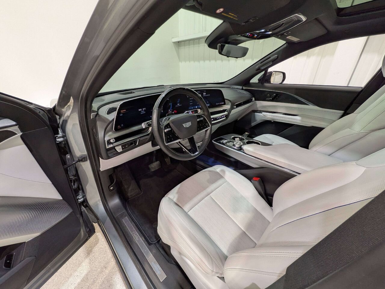 Cadillac LYRIQ 4dr Sport w/1SK 2024 Argent Val-David - photo #10