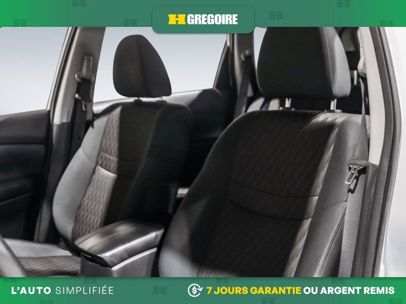 2020 Nissan Rogue White Laval - photo #15