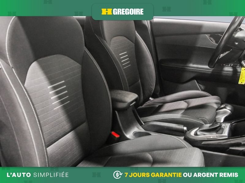 Kia Forte5 822201 | EX AUTO AC GR ELECT MAGS CAM RECUL BLEUTOOTH 2021 Bleu Laval - photo #26