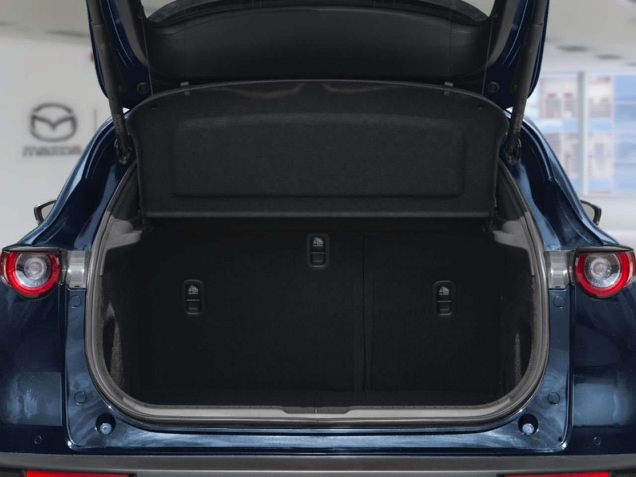 2026 Mazda CX-30 Aero Grey Metallic Rouyn-Noranda - photo #4