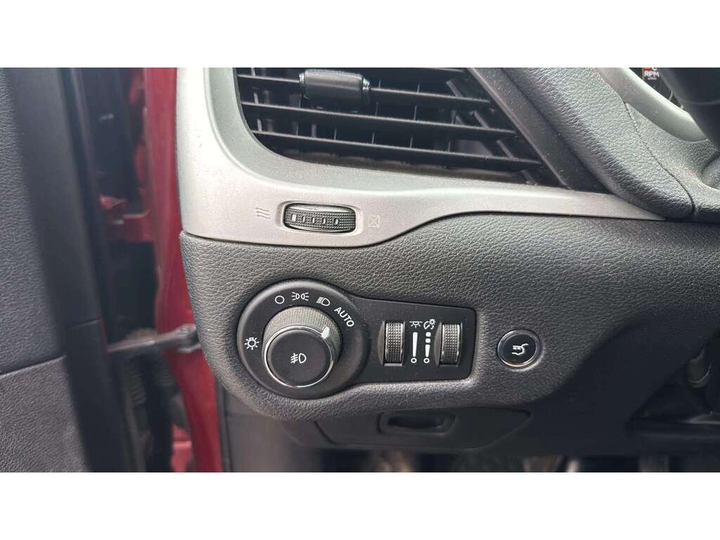 2016 Jeep Cherokee 4WD 4dr North Red Gatineau - photo #14