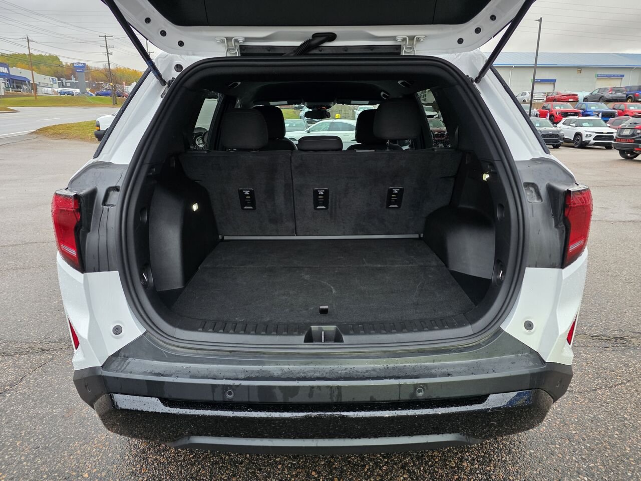 2025 GMC Terrain Elevation AWD White Mont-Laurier - photo #11