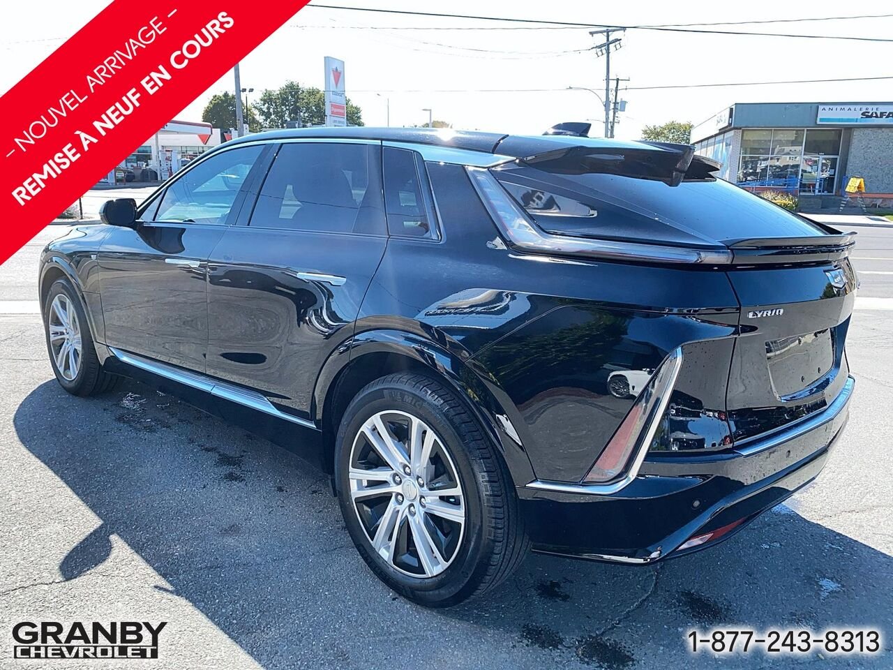 2024 Cadillac LYRIQ Tech 4 portes avec 1SA | G3889 Black Granby - photo #6
